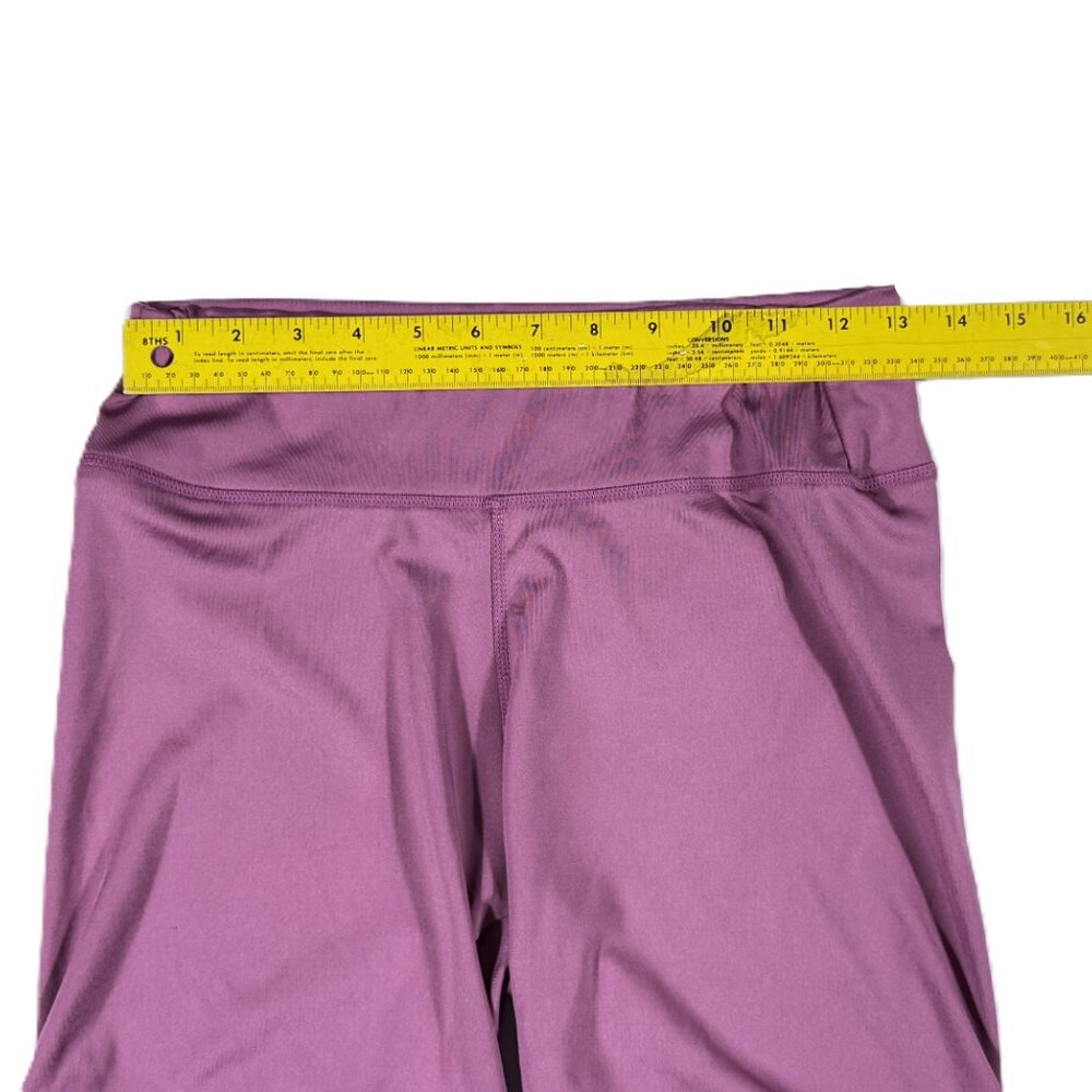 Two Pair, Women's Yoga / Athletic Shorts; Size Medium; Unknown Brand - Picture 4 of 10